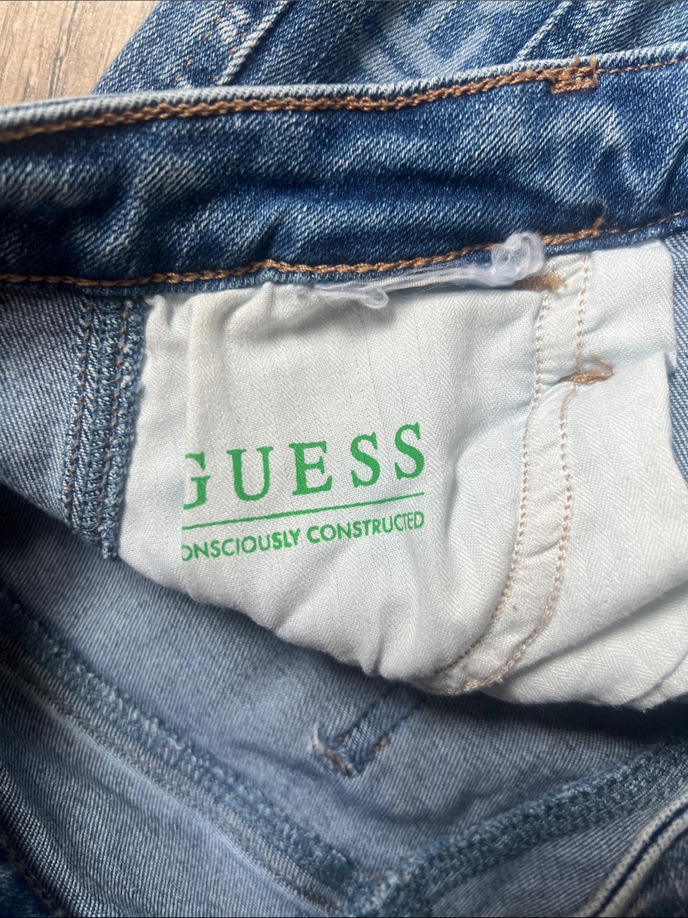 GUESS Blue Logo-Trim Flare Leg Jeans - Picture 6 of 7